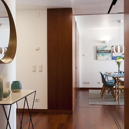 Charming 2-Bedroom Apartment In The City Centre Lisboa Eksteriør billede