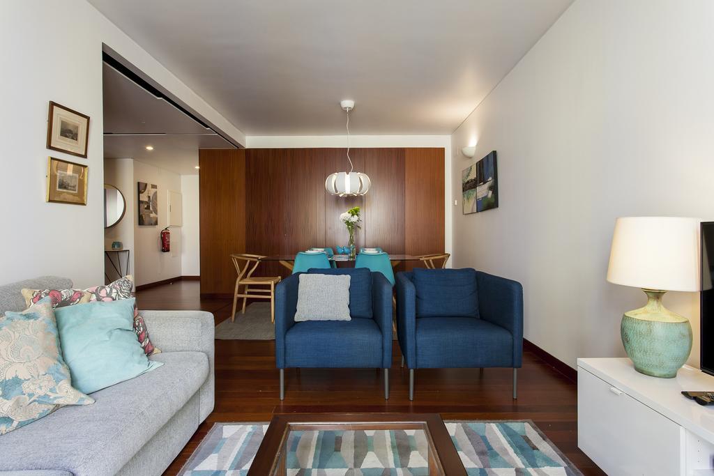 Charming 2-Bedroom Apartment In The City Centre Lisboa Eksteriør billede