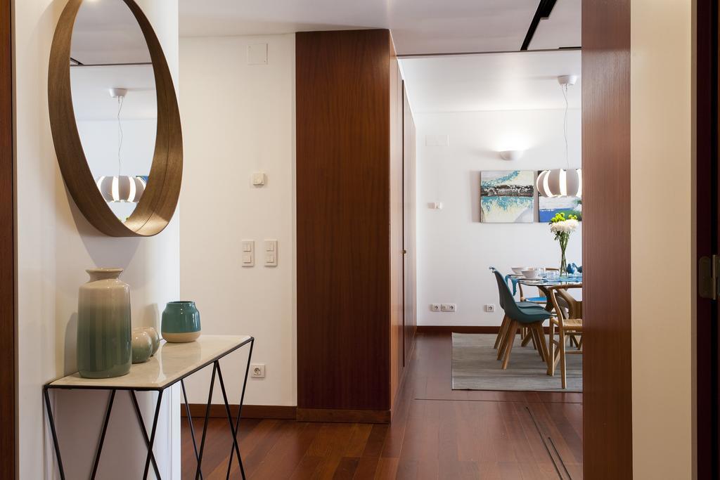 Charming 2-Bedroom Apartment In The City Centre Lisboa Eksteriør billede