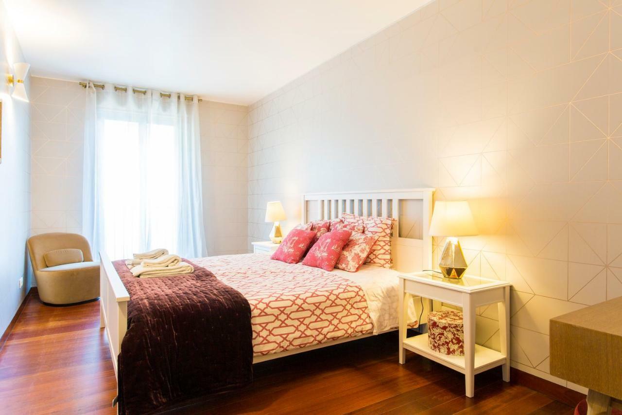 Charming 2-Bedroom Apartment In The City Centre Lisboa Eksteriør billede