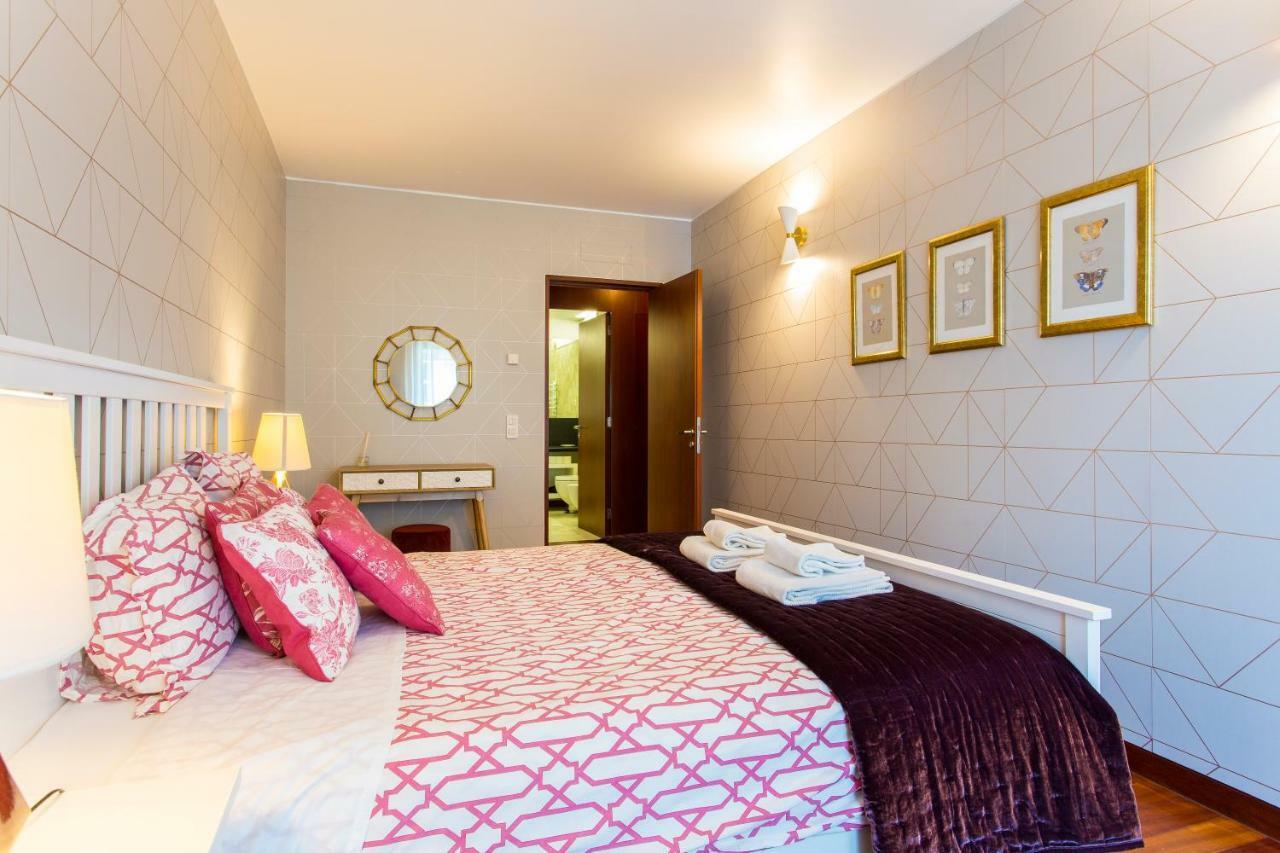 Charming 2-Bedroom Apartment In The City Centre Lisboa Eksteriør billede